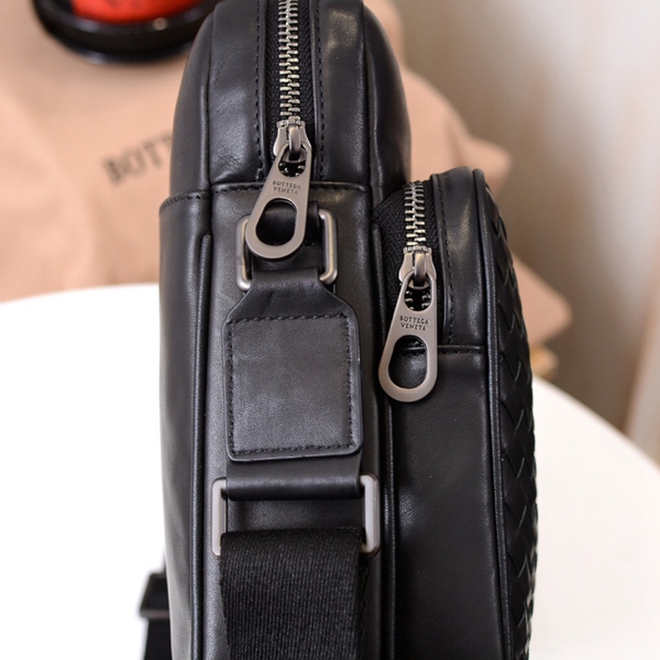 ボッテガヴェネタバッグ細部ディテール